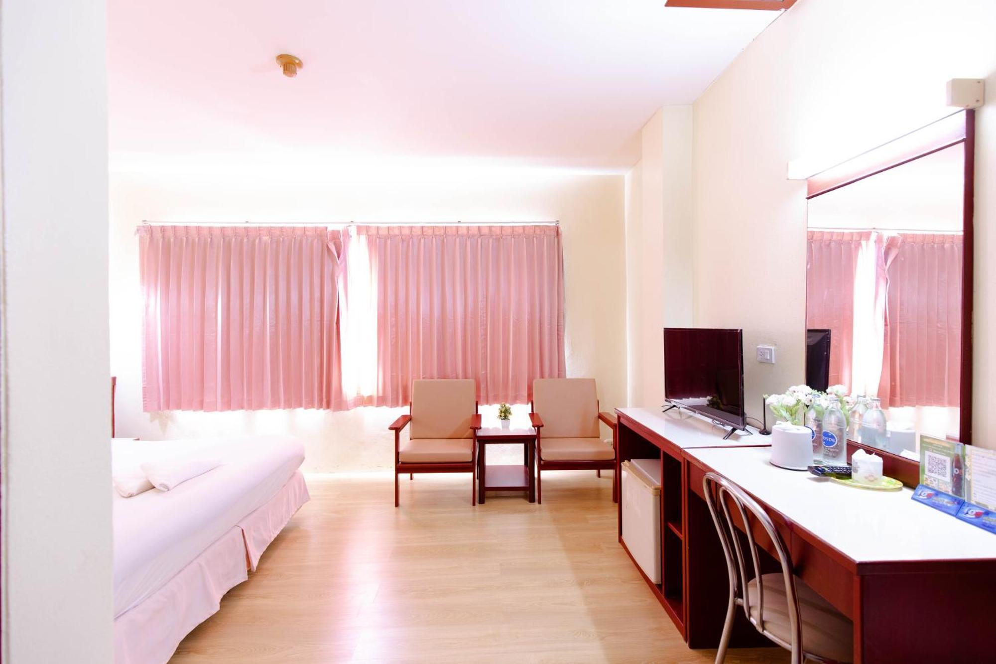 Chumphon Palace Hotel Dış mekan fotoğraf
