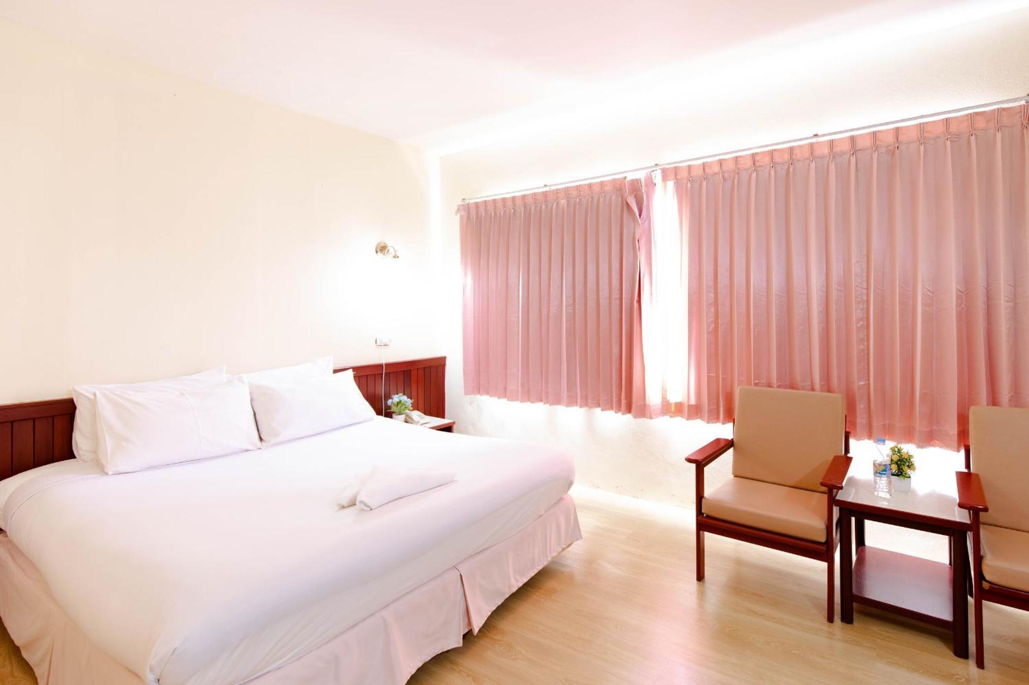 Chumphon Palace Hotel Dış mekan fotoğraf